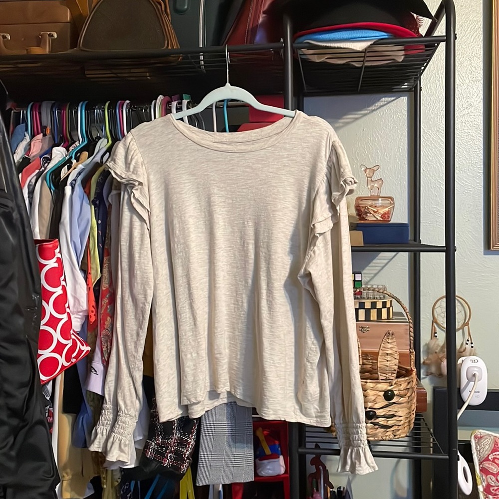a.n.a  XXL Beige Long Sleeve Feminine Cotton Top ⚜️
